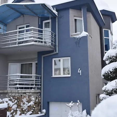 Apartment Blue House *