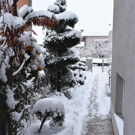 Apartment Blue House *